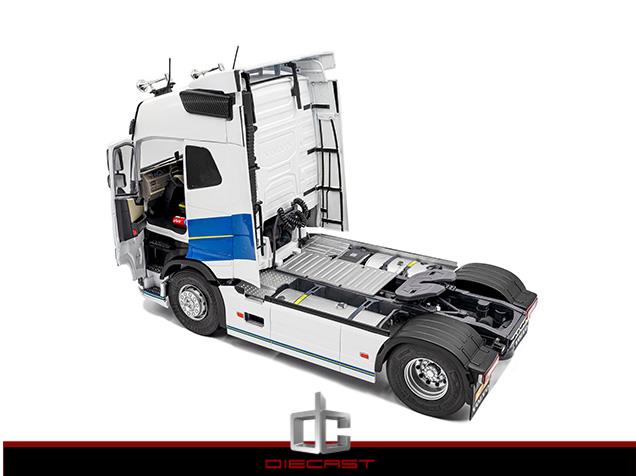 Volvo FH16 Globetrotter ミニカー 2019 Volvo Trucks FH16 Globetrotter VL Goteborg Edition